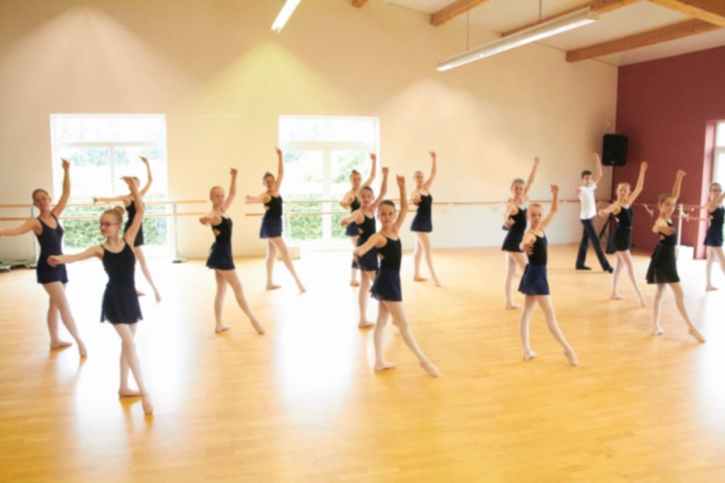 dance-steps-slideshow-gruppe-ballett-unterricht